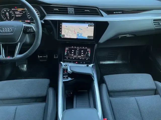 Audi Q8 e-tron