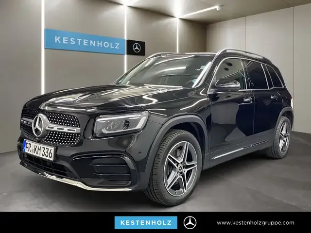 Mercedes-Benz GLB 220