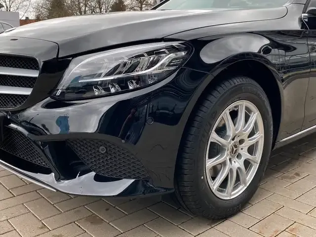 Mercedes-Benz C 200