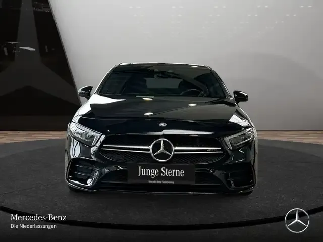 Mercedes-Benz A 35 AMG