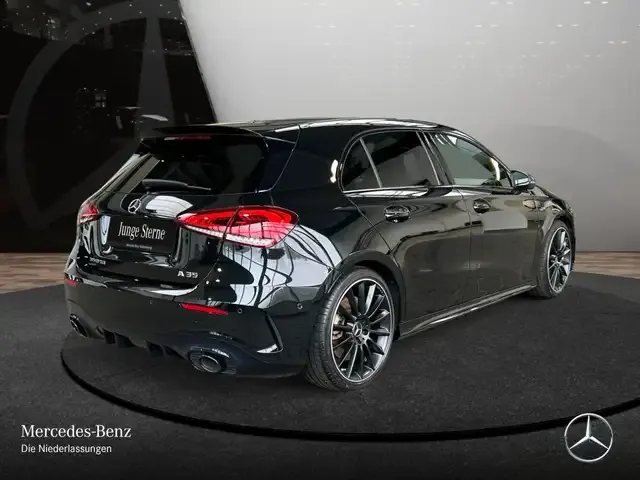 Mercedes-Benz A 35 AMG