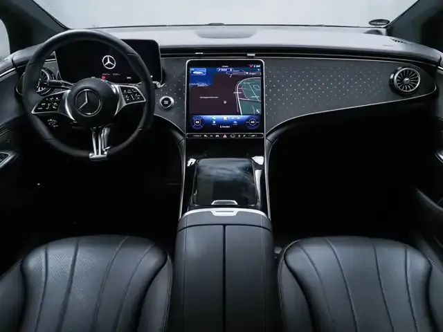 Mercedes-Benz EQE 300