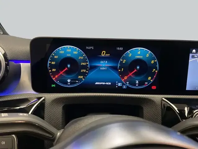 Mercedes-Benz A 45 AMG