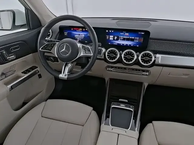 Mercedes-Benz EQB 300