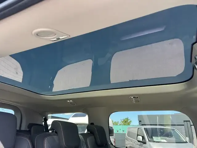 Volkswagen T7 Caravelle