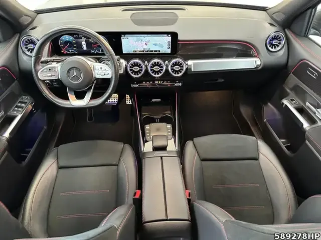 Mercedes-Benz GLB 200
