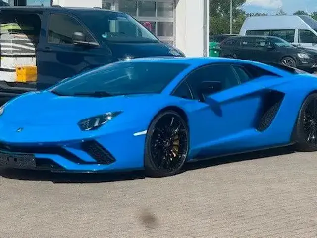 Lamborghini Aventador