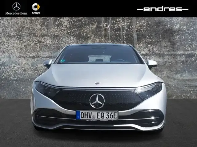 Mercedes-Benz EQS