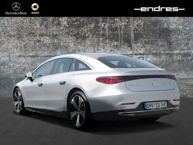 Mercedes-Benz EQS
