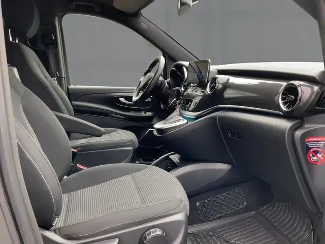 Mercedes-Benz Sonstige