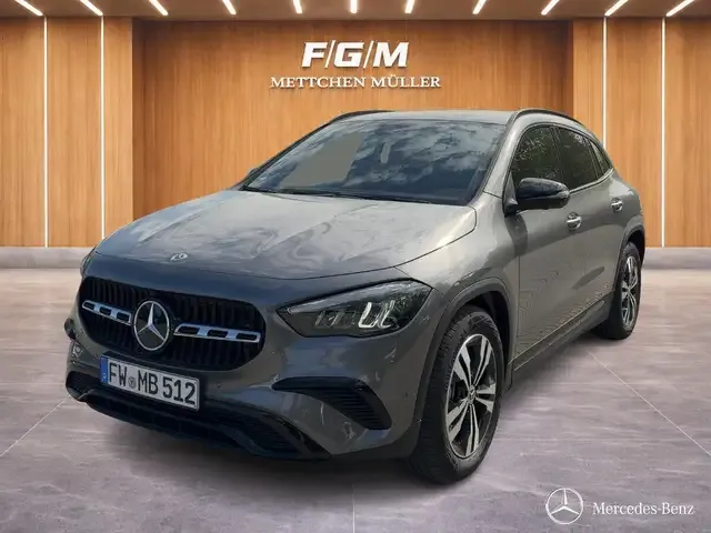 Mercedes-Benz GLA 180