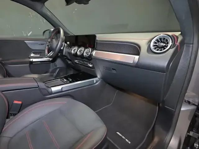 Mercedes-Benz EQB 300