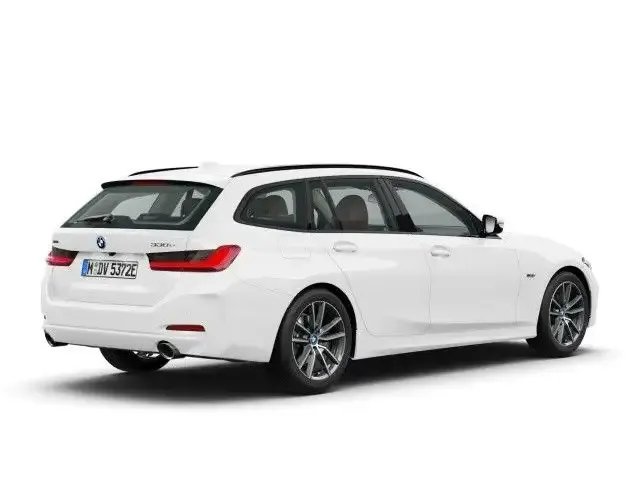 BMW 330