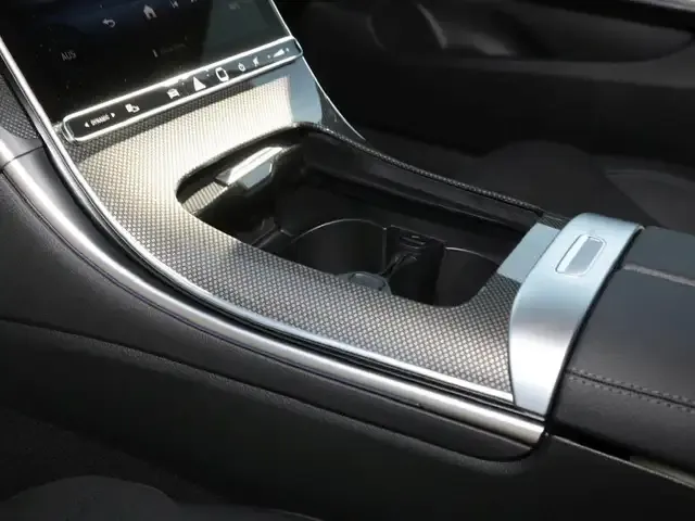 Mercedes-Benz CLE 180