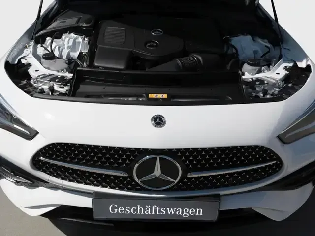 Mercedes-Benz CLE 180