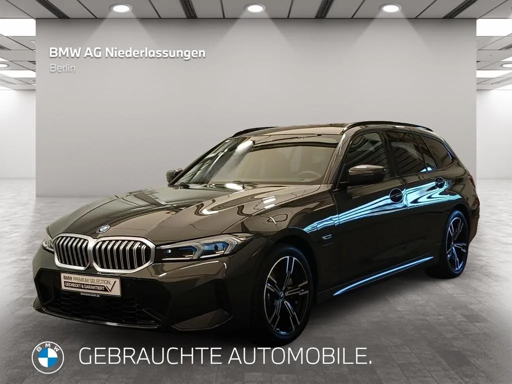 BMW 330