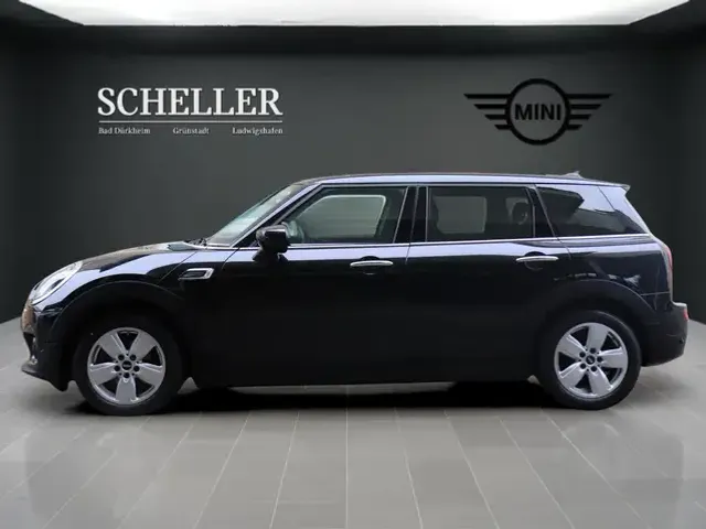 MINI Cooper Clubman