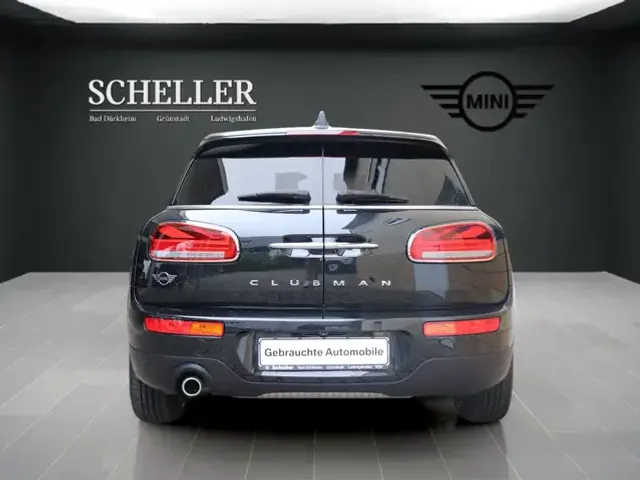 MINI Cooper Clubman
