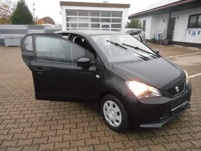 SEAT Mii