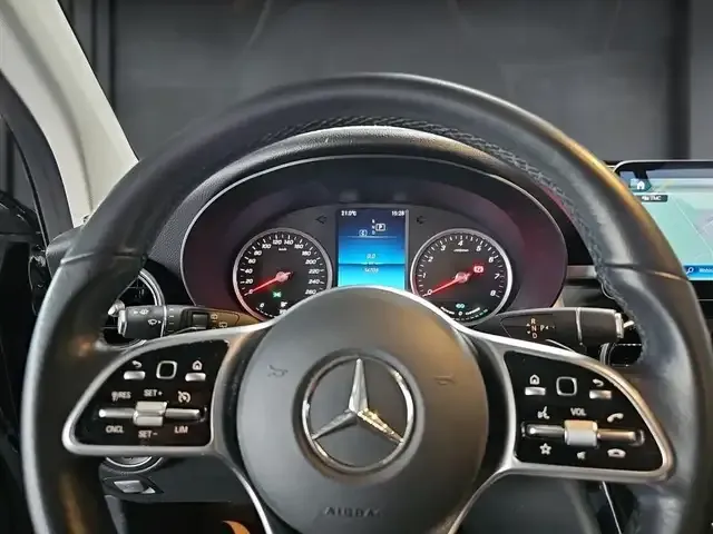 Mercedes-Benz GLC 200
