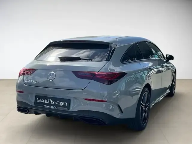 Mercedes-Benz CLA 220