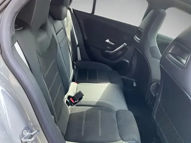 Mercedes-Benz CLA 220