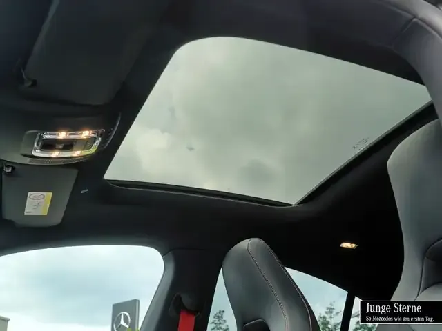 Mercedes-Benz CLA 35 AMG