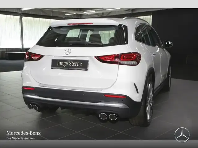Mercedes-Benz GLA 45 AMG
