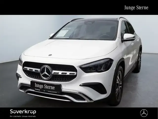 Mercedes-Benz GLA 200