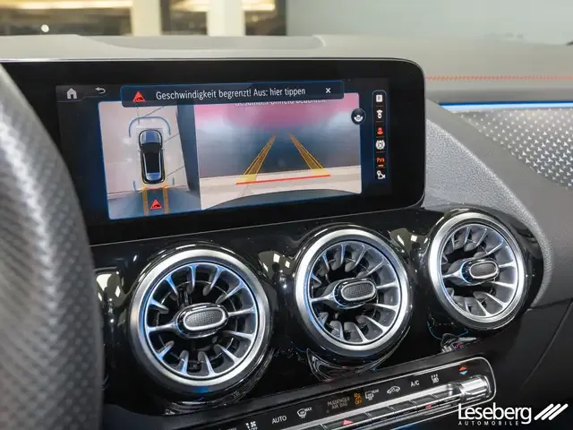 Mercedes-Benz EQA 300
