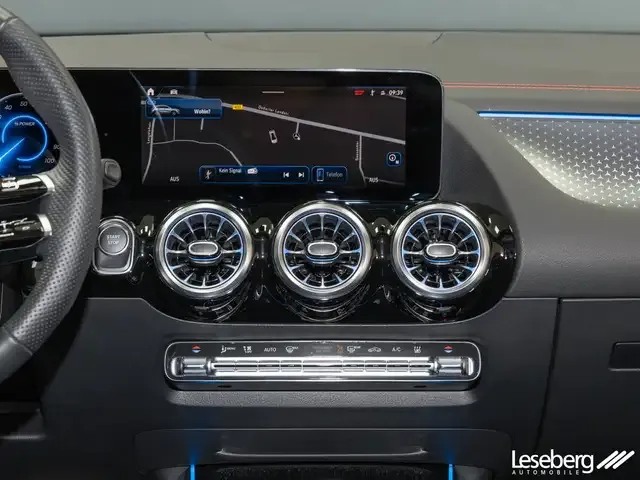 Mercedes-Benz EQA 300