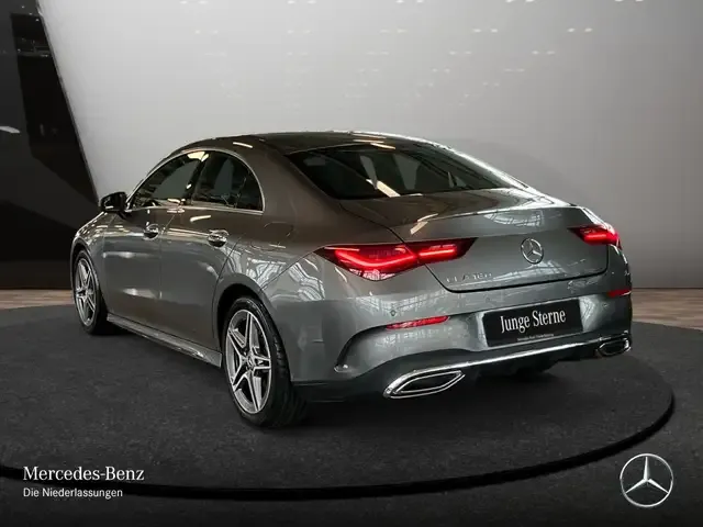 Mercedes-Benz CLA 180