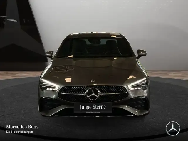 Mercedes-Benz CLA 180