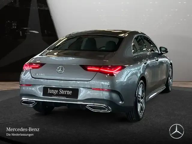Mercedes-Benz CLA 180