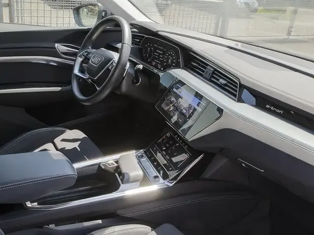 Audi Q8 e-tron