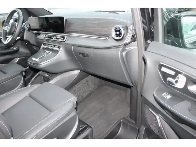 Mercedes-Benz EQV 300