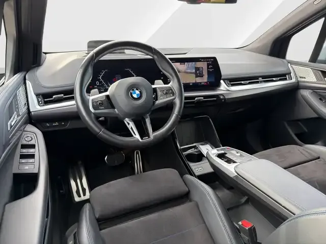BMW 220