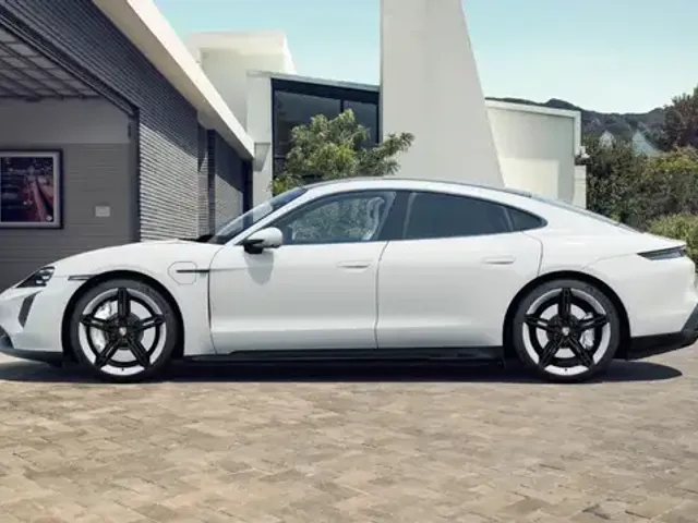 Porsche Taycan