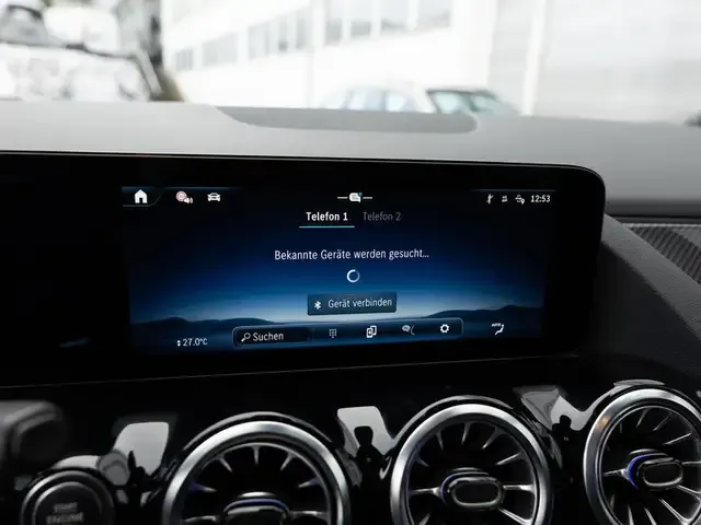 Mercedes-Benz GLA 220