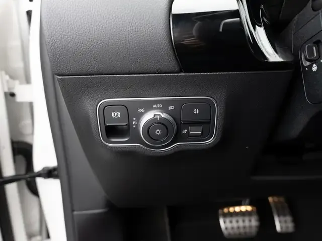 Mercedes-Benz GLA 220