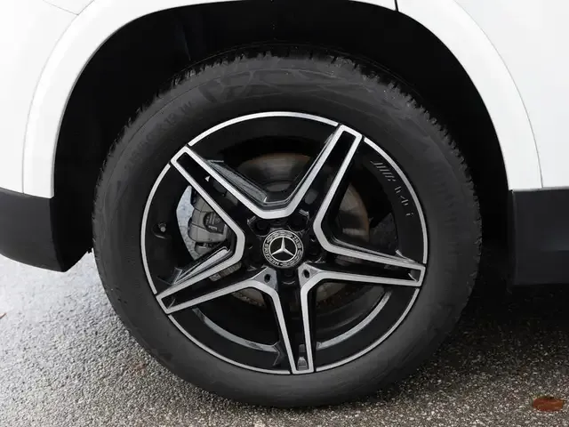 Mercedes-Benz GLA 220