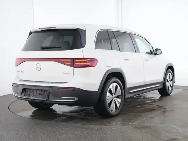 Mercedes-Benz EQB 300
