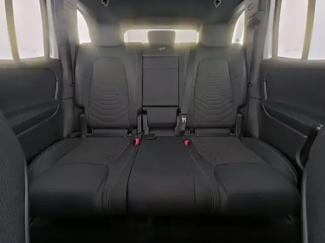 Mercedes-Benz EQB 300