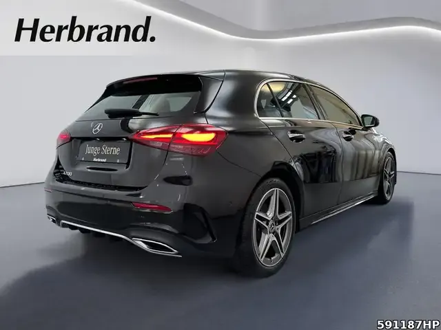 Mercedes-Benz A 200
