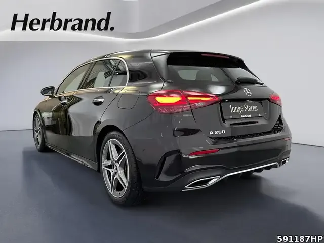 Mercedes-Benz A 200