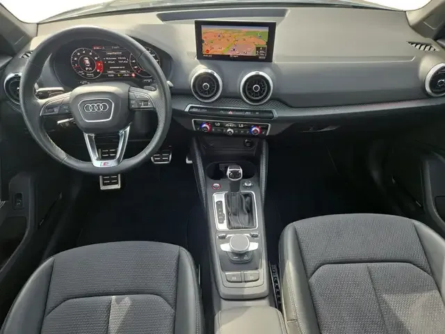 Audi SQ2