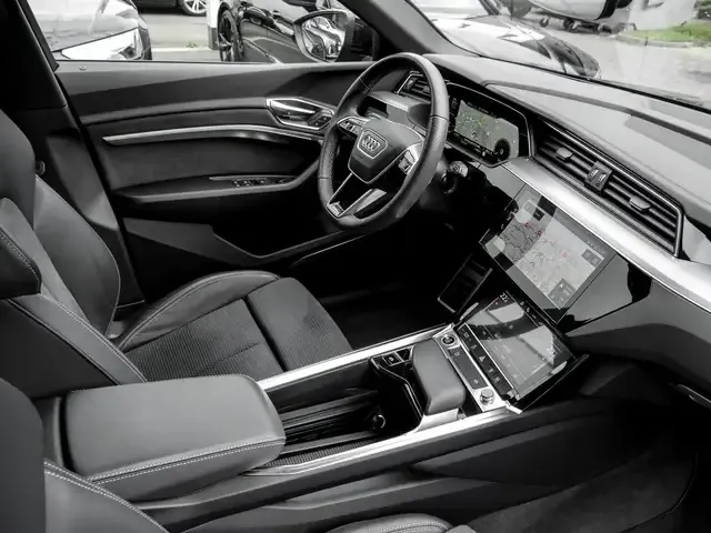 Audi Q8 e-tron