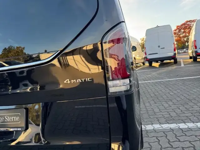 Mercedes-Benz V 300