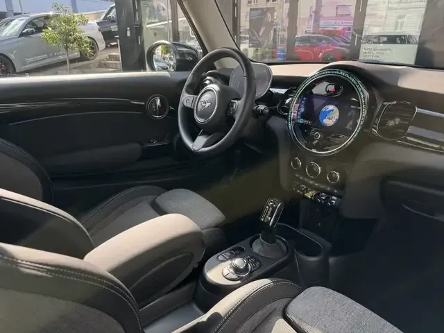 MINI Cooper SE