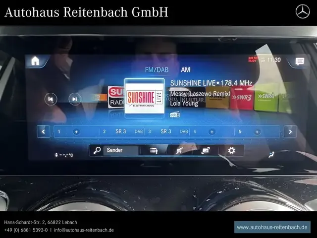 Mercedes-Benz GLB 200